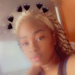 Meet your Posher, Tina